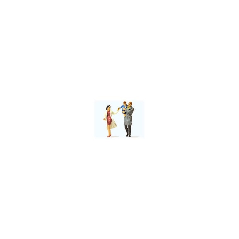Couple with child. PREISER 63096 Couple with child. PREISER 63096
