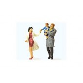 Pareja con niño. PREISER 63096