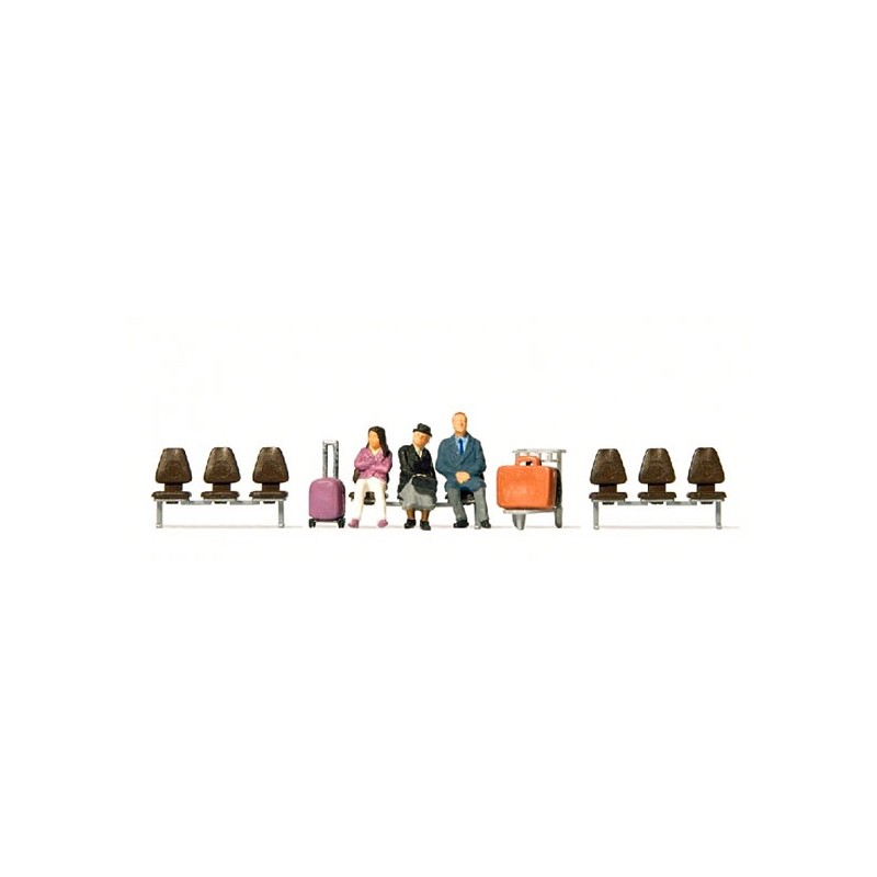 Waiting travellers. PREISER 10661