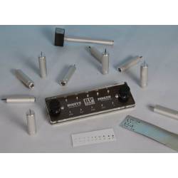 Outil de fabrication de rivets.
