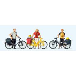 Randonneurs à vélo.