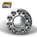 Highly durable aluminum palette with 10 wells. AMIG 8009