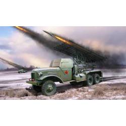 Camion lance-roquettes soviétique BM-13N.