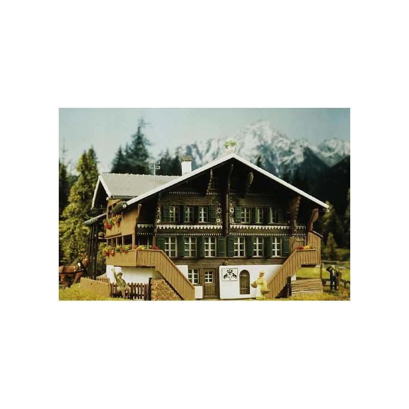 Moutain cottage. KIBRI 38807