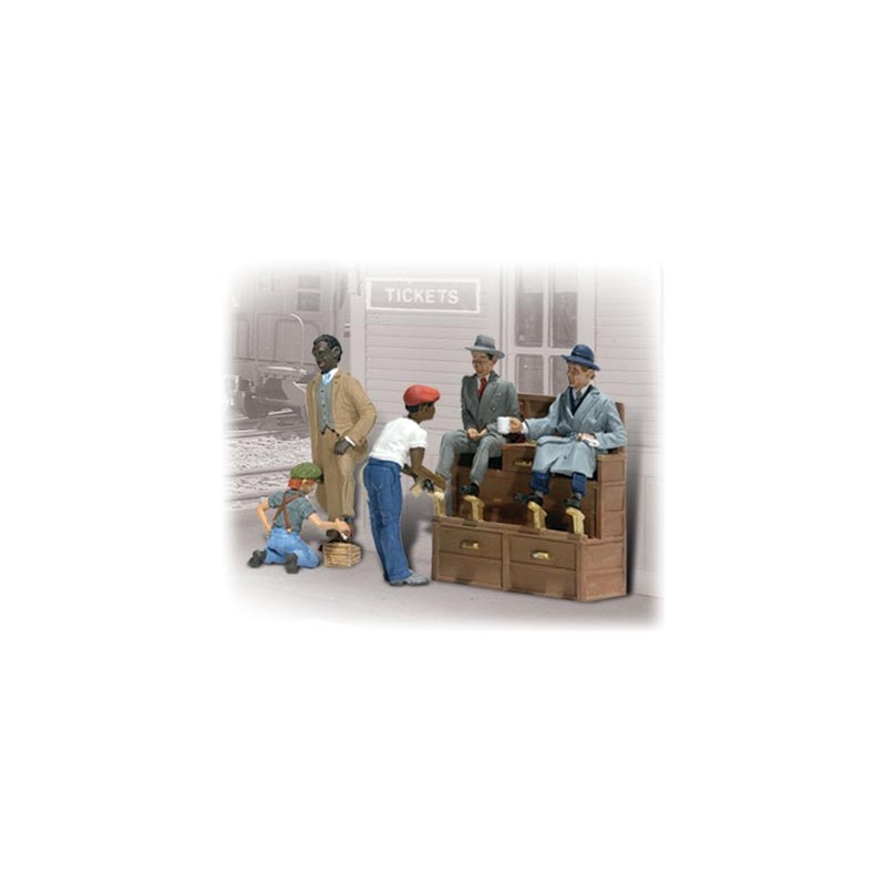 Limpiando zapatos. WOODLAND SCENICS A2176