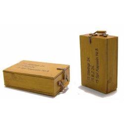 German box for grenades (x4). PLUS MODEL EL010