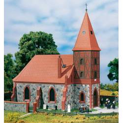 Igreja de pedra e tijolo.