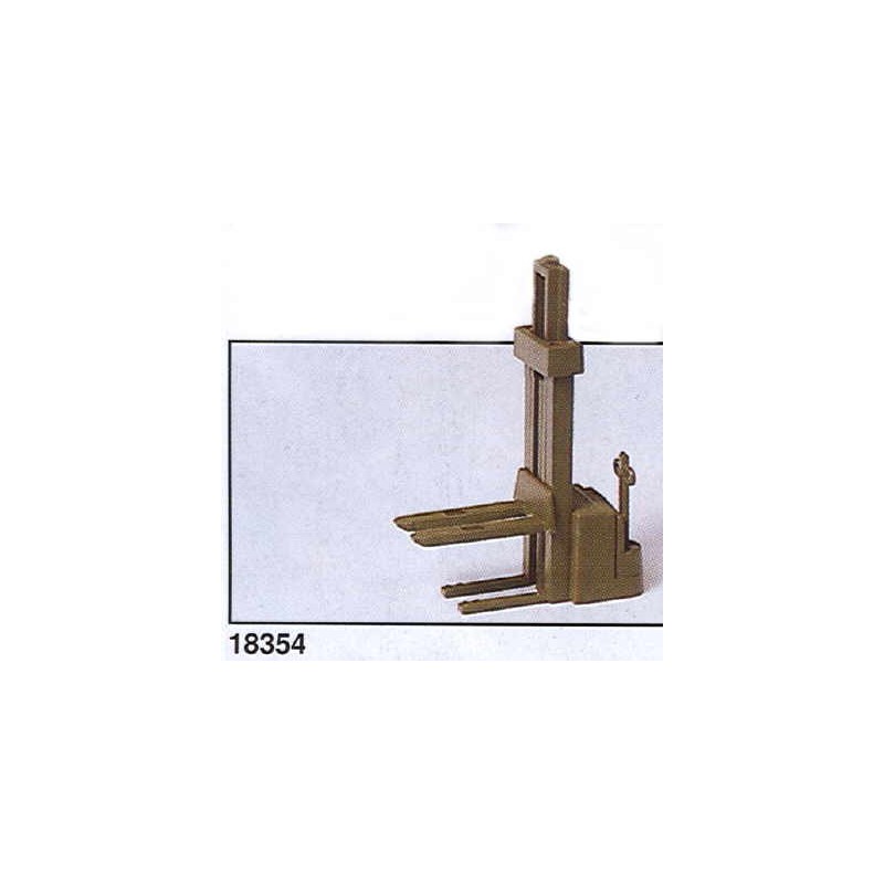Carretilla elevadora. PREISER 18354