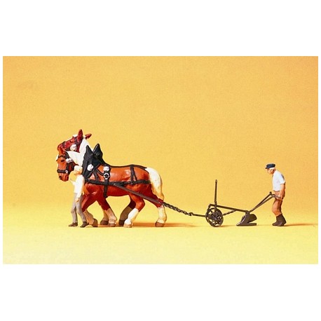 Farmer with plow 2 horses. PREISER 30431