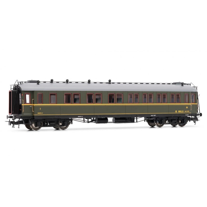 1st and 3rd class coach, RENFE - AAC 327. ELECTROTREN 15013 1st and 3rd class coach, RENFE - AAC 327. ELECTROTREN 15013