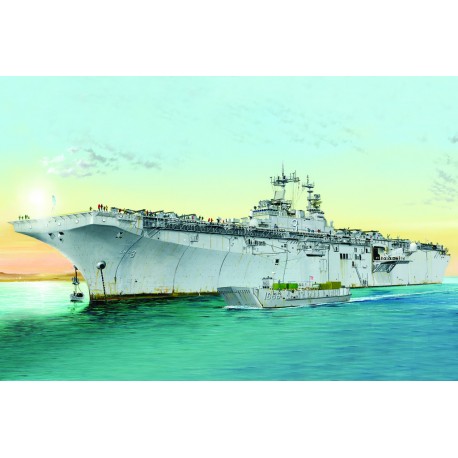 USS Kearsarge LHD-3. HOBBY BOSS 83404