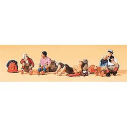 Resting wanderers.