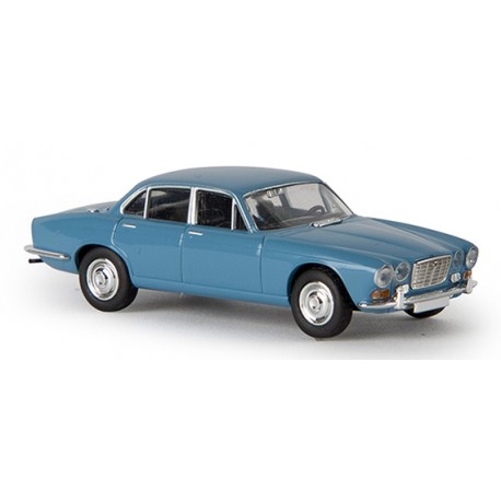 Jaguar XJ 6, blue. BREKINA 13650