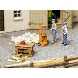 Wood splitter and circular saw.