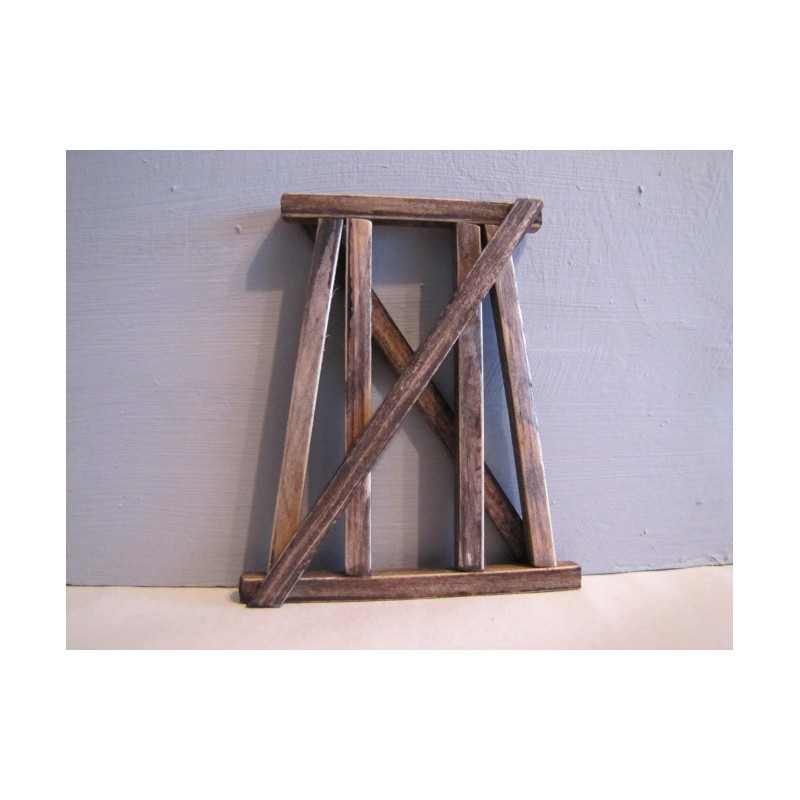 Pilar de madera. HACK BRUCKEN HP65