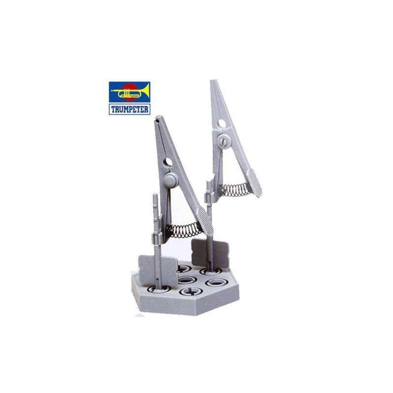 Soporte de pinzas. TRUMPETER 09914