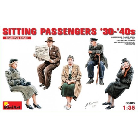 German sitting civilians. MINIART 38006