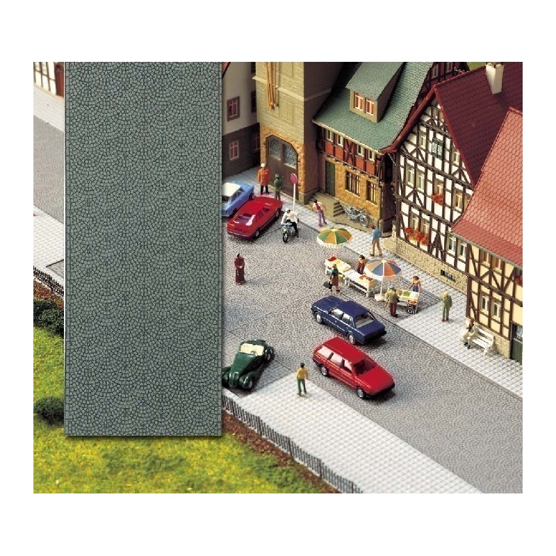 Streets of the old town. BUSCH 6031