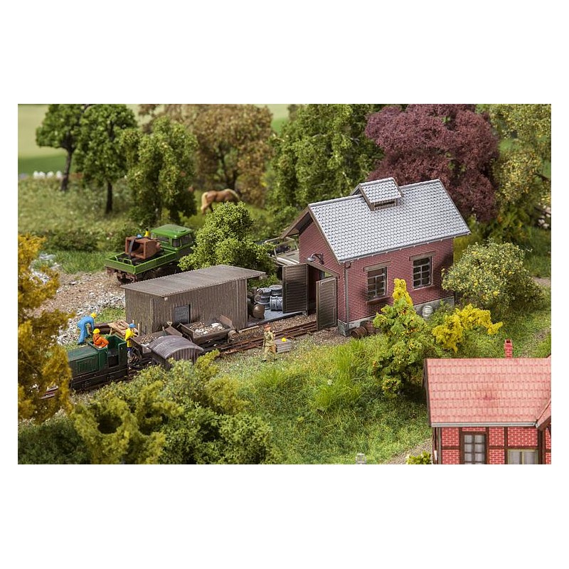 Light railway engine shed. FALLER 120280 Light railway engine shed. FALLER 120280