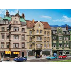 Edificio con ristorante.