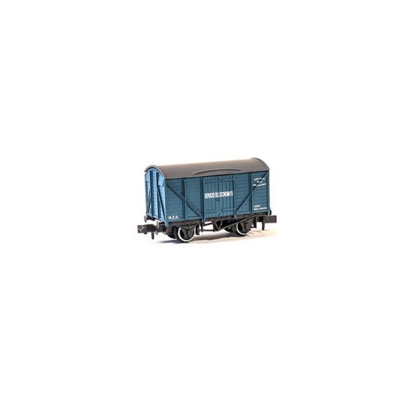"Servicio de economato" box wagon. PECO NR-P935