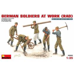 German soldiers at work (RAD). MINIART 35065