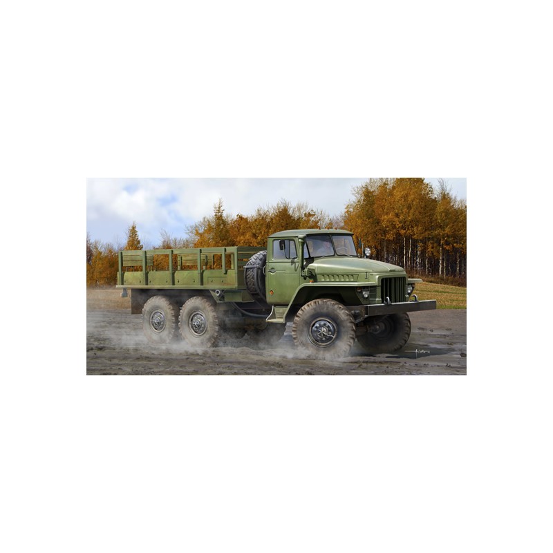 Russian URAL-375D. TRUMPETER 01027