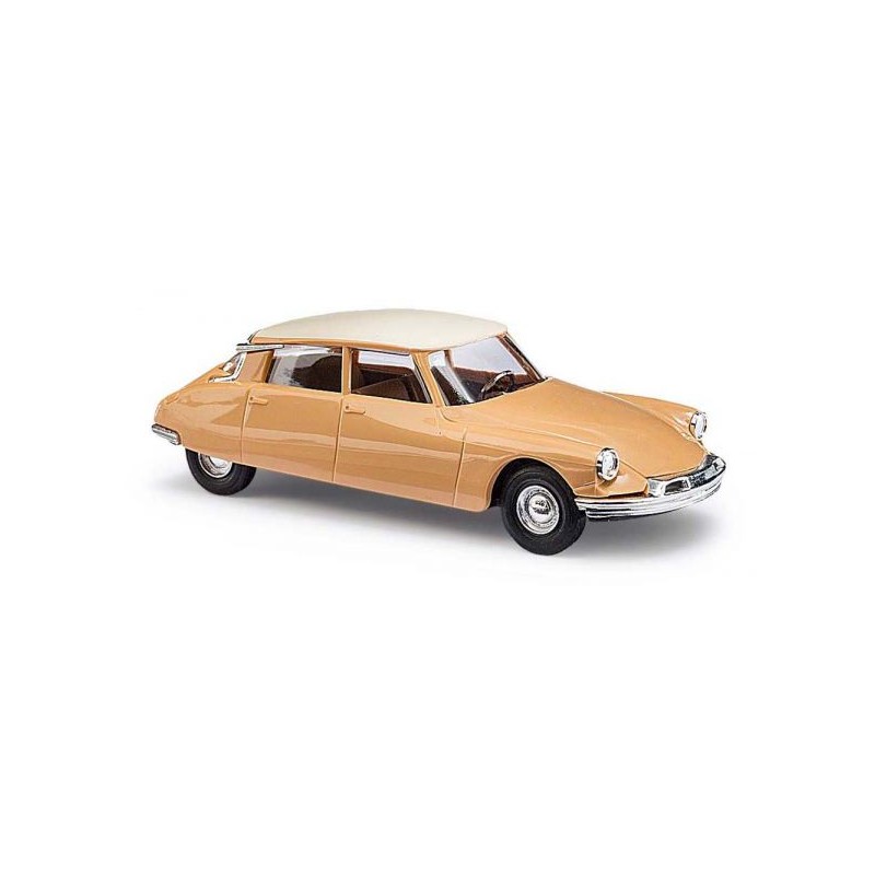 Citroën DS19, orange brown. BUSCH 48022