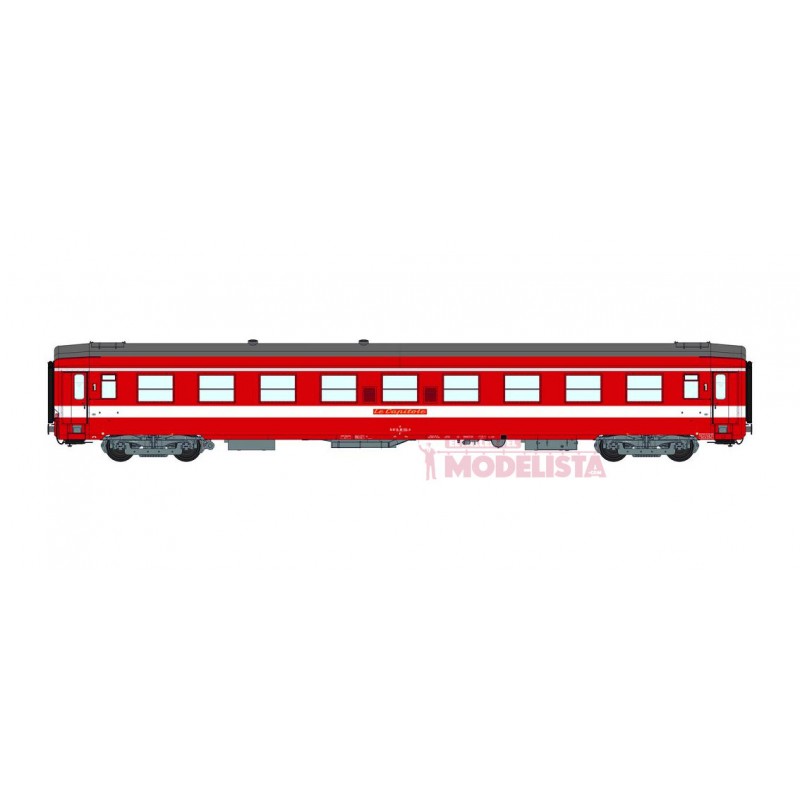 Le Capitole: 1st class coach, SNCF. With light. REE VB-120 Le Capitole: 1st class coach, SNCF. With light. REE VB-120