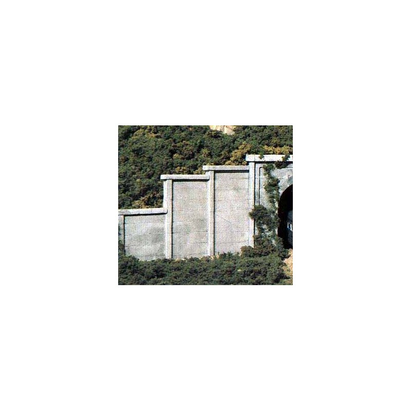 Muro de contención de hormigón. WOODLAND C1258