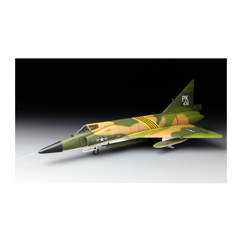 F-102A (Case XX). MENG DS005 F-102A (Case XX). MENG DS005
