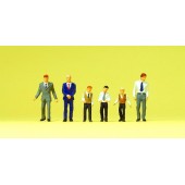 Churchgoers. PREISER 10560