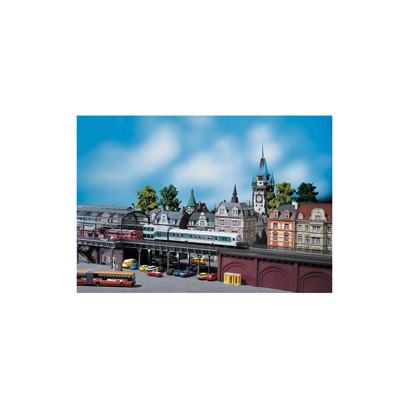 Puente de acero. FALLER 120487