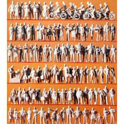 120 ciudadanos y viajeros.