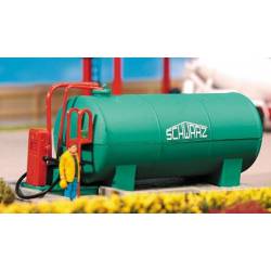 Serbatoio carburante con erogatore.
