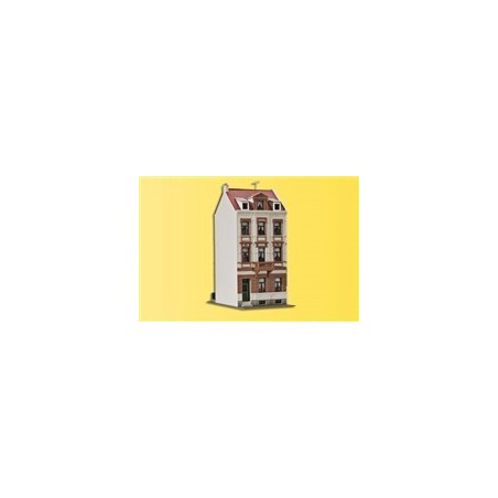 Edificio con terrazza.