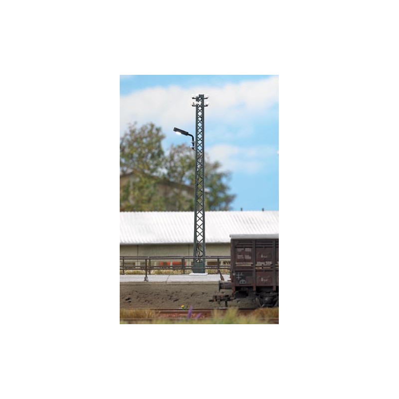 Industrial Lattice-Mast Lamp. BUSCH 4150