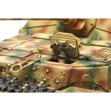 German tank destroyer elefant.