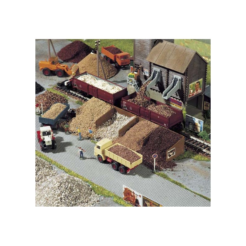 Cobblesone streets. BUSCH 7078