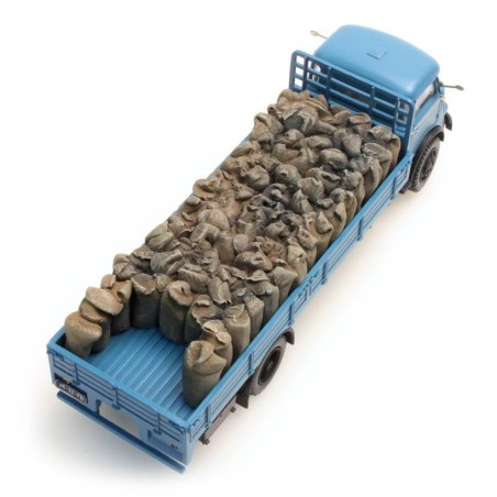 Cargo: Coal bags.801.