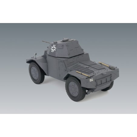 P 204(f), véhicule blindé allemand de la Seconde Guerre mondiale.