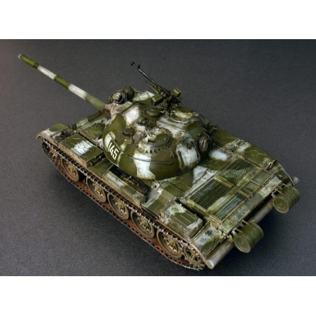 T-54B (Early Production) w/ interior.