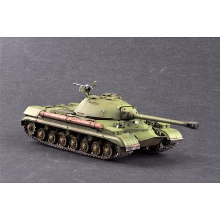 Char lourd soviétique T-10.