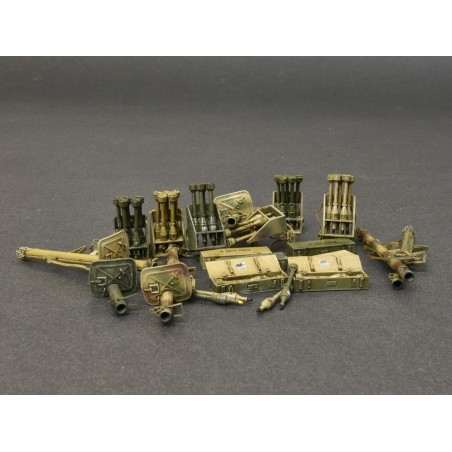 Panzerschreck RPzB .54 e RPzB offensivo.