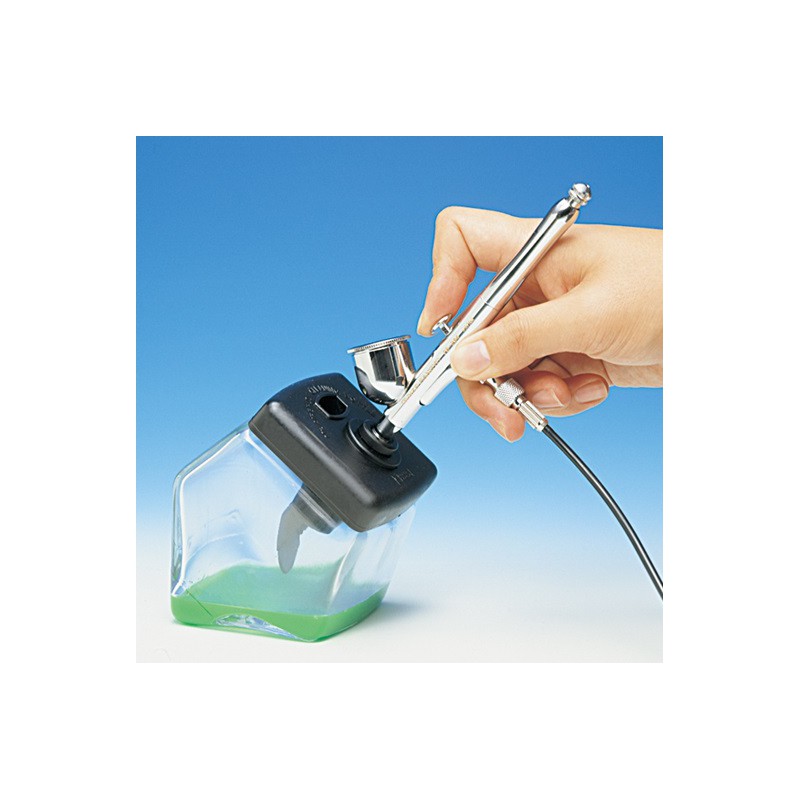 Recipiente para limpieza de aerógrafos.