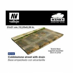 Base incatenata con canale sotterraneo.