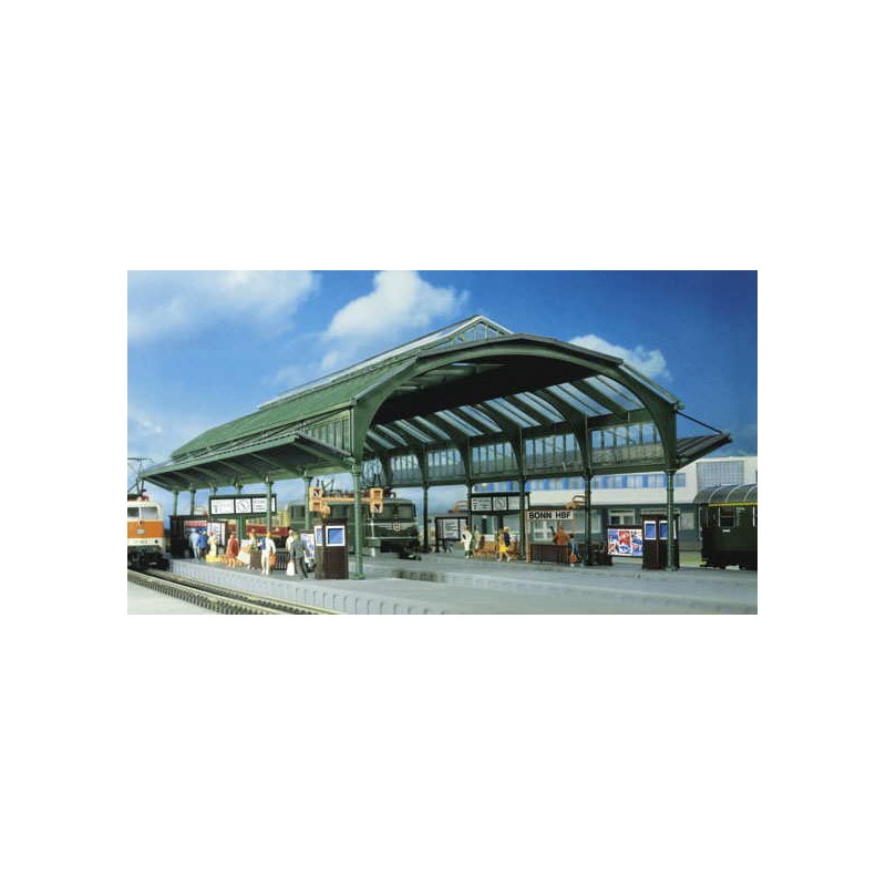 Andén de estación de Bonn. KIBRI 39565