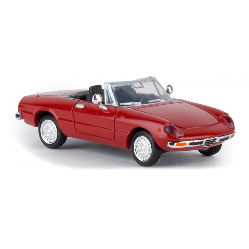 Alfa Romeo Spider 2000, rojo. Alfa Romeo Spider 2000, rojo.