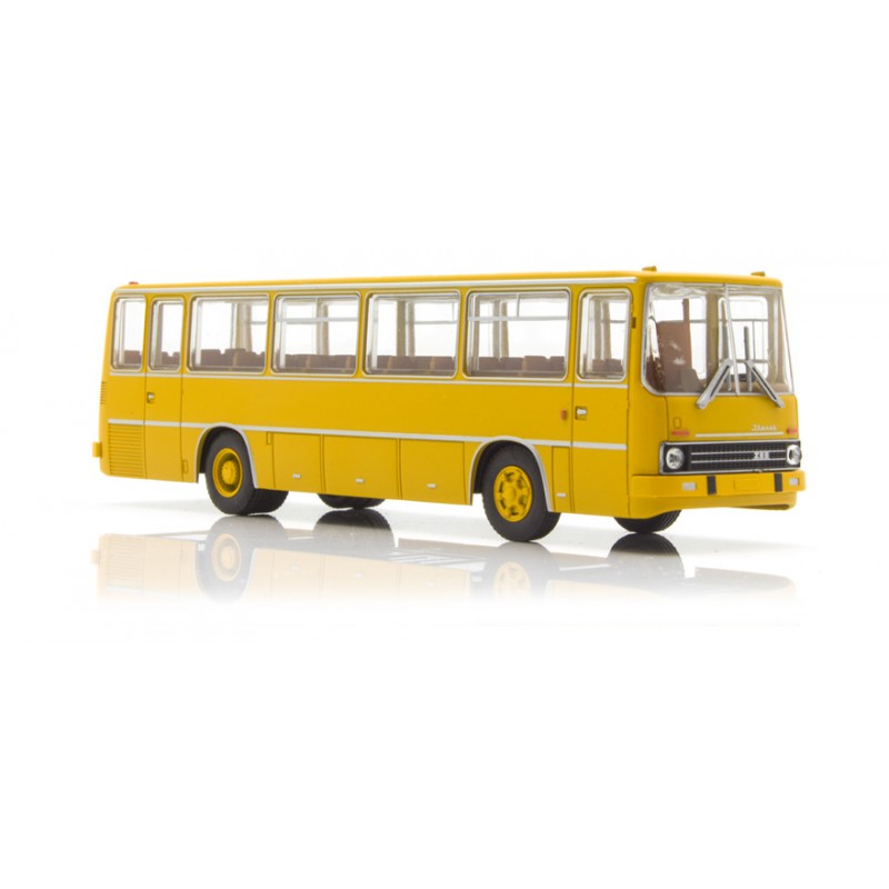 Autobus Ikarus 255, amarillo. Autobus Ikarus 255, amarillo.