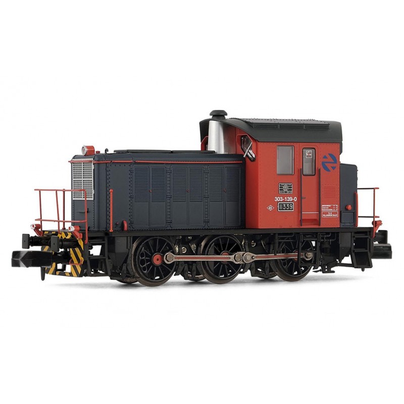 Locomotora diésel 303.139, RENFE. Locomotora diésel 303.139, RENFE.